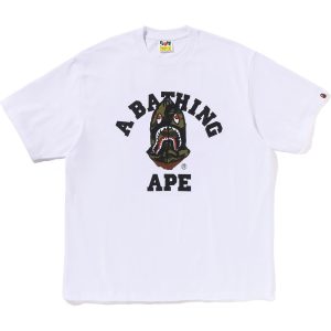 T-shirt 1ST CAMO SHARK SEIJIN COLLEGE, coupe décontractée — homme